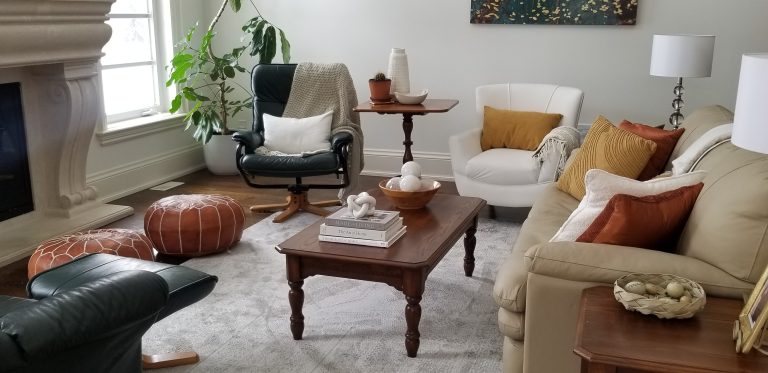 greatroom with area rug 4 768x373